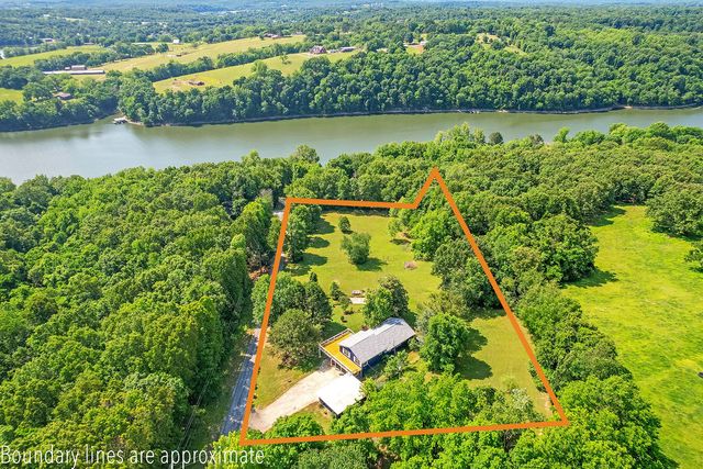 21713 Cindy Road, Springdale, AR 72764