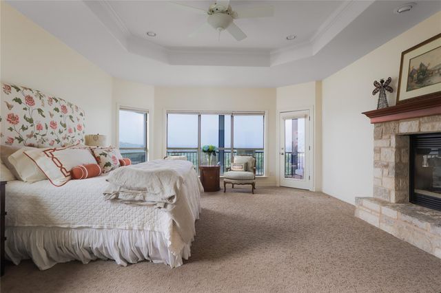 22238 Oban DR, Spicewood, TX 78669
