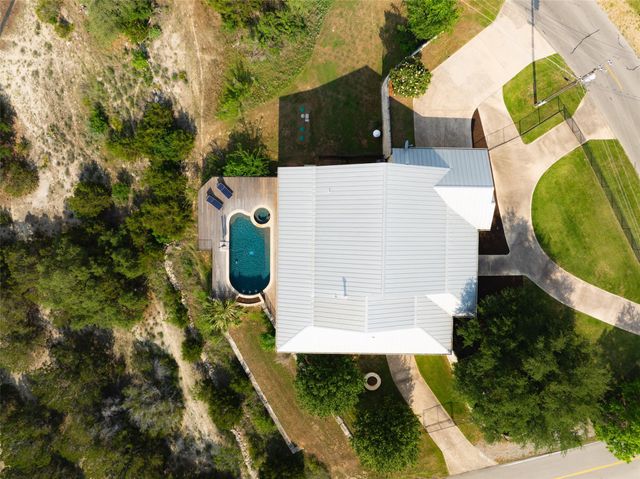 22238 Oban DR, Spicewood, TX 78669