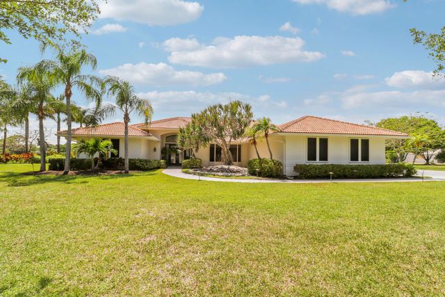 8667 Steeplechase Drive, Palm Beach Gardens, FL 33418
