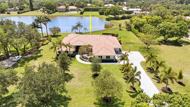8667 Steeplechase Drive, Palm Beach Gardens, FL 33418