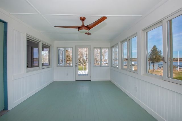 3 Bass Point Rd, Marion, MA 02738