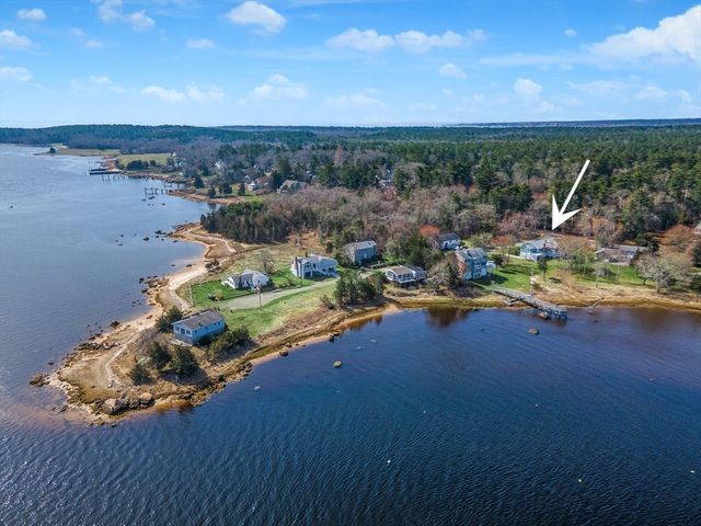 3 Bass Point Rd, Marion, MA 02738