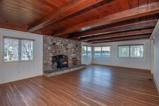 3 Bass Point Rd, Marion, MA 02738