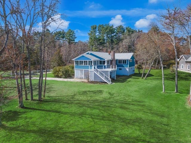 3 Bass Point Rd, Marion, MA 02738