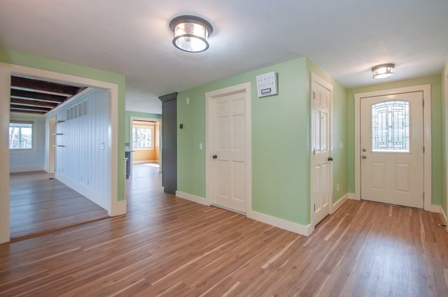 3 Bass Point Rd, Marion, MA 02738