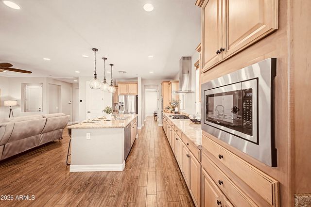 11995 W SHIFTING SANDS Drive, Peoria, AZ 85383