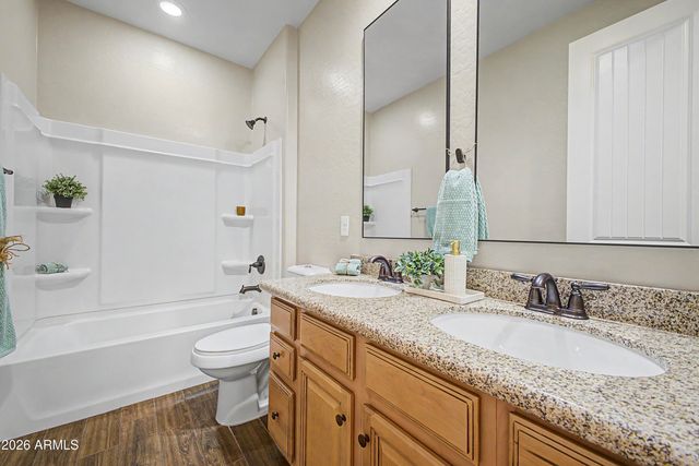 11995 W SHIFTING SANDS Drive, Peoria, AZ 85383