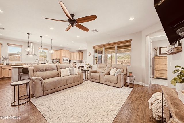 11995 W SHIFTING SANDS Drive, Peoria, AZ 85383