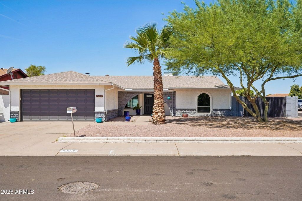 10018 N 48TH Lane, Glendale, AZ 85302 — photo 2