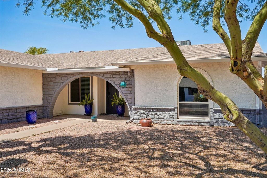 10018 N 48TH Lane, Glendale, AZ 85302 — photo 5