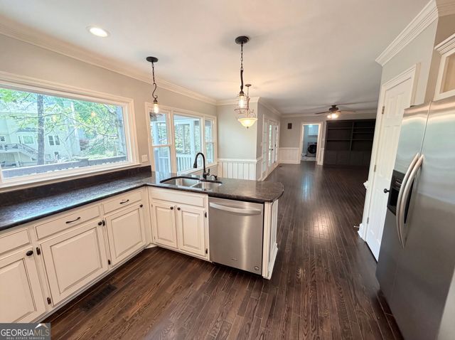 984 Forest Pond Court, Marietta, GA 30068