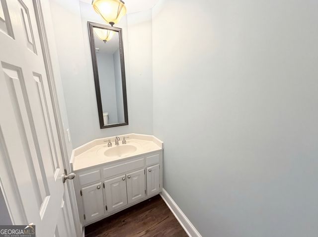 984 Forest Pond Court, Marietta, GA 30068