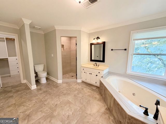 984 Forest Pond Court, Marietta, GA 30068