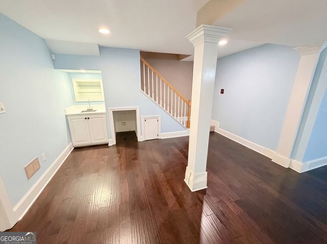 984 Forest Pond Court, Marietta, GA 30068