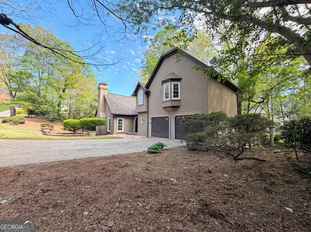984 Forest Pond Court, Marietta, GA 30068