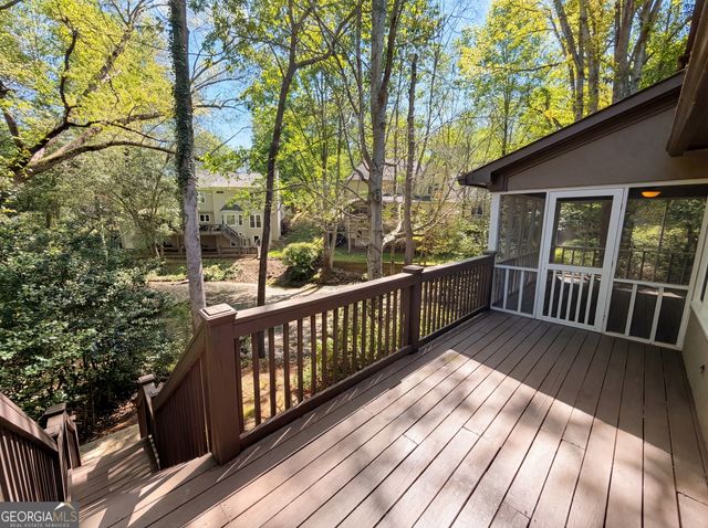 984 Forest Pond Court, Marietta, GA 30068