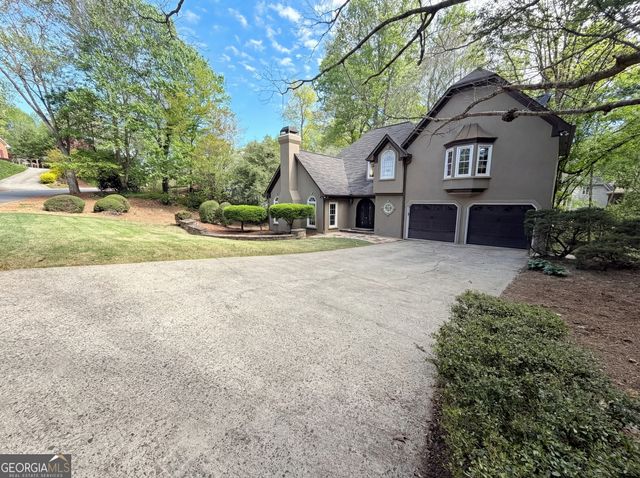 984 Forest Pond Court, Marietta, GA 30068