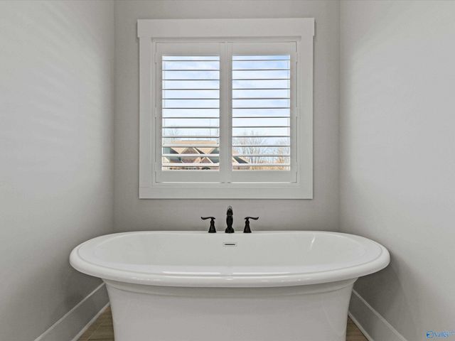 23112 Sawgrass Drive, Athens, AL 35613