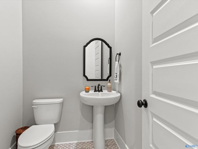 23112 Sawgrass Drive, Athens, AL 35613