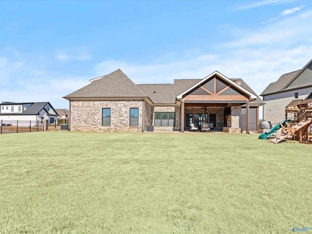 23112 Sawgrass Drive, Athens, AL 35613