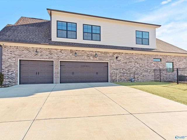 23112 Sawgrass Drive, Athens, AL 35613