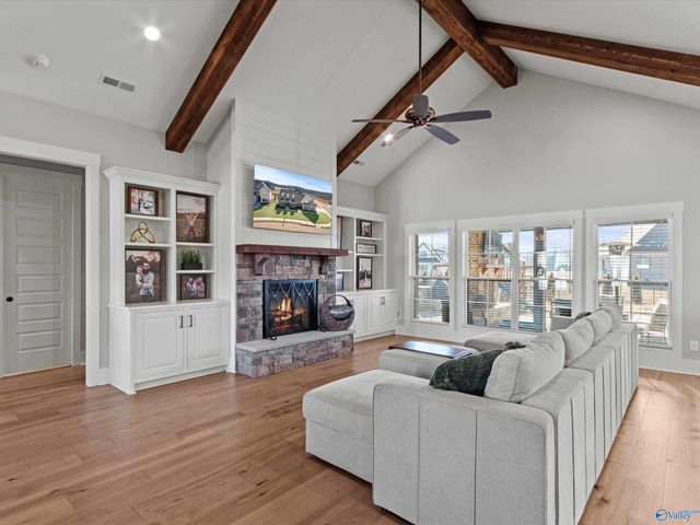 23112 Sawgrass Drive, Athens, AL 35613