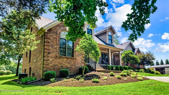 16812 Aiken Rd, Louisville, KY 40245