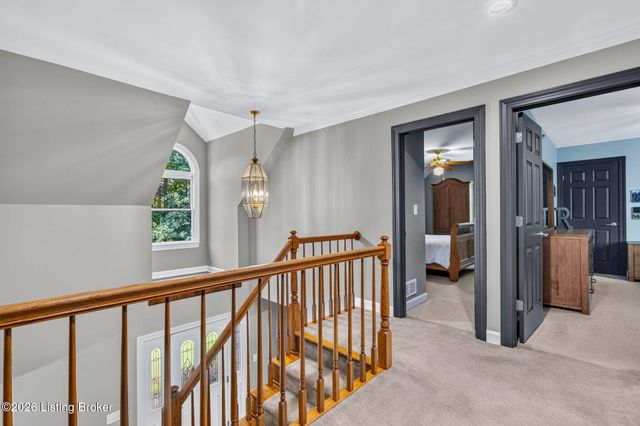 16812 Aiken Rd, Louisville, KY 40245