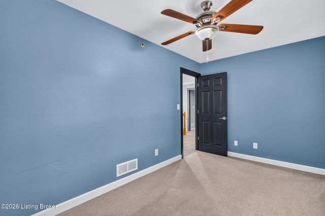 16812 Aiken Rd, Louisville, KY 40245