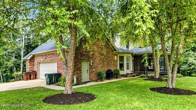 16812 Aiken Rd, Louisville, KY 40245