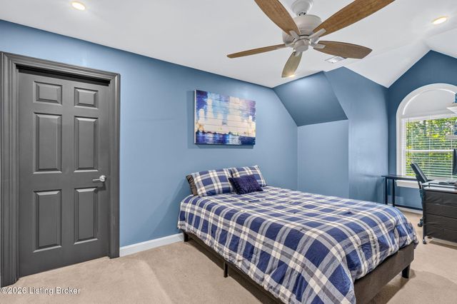 16812 Aiken Rd, Louisville, KY 40245