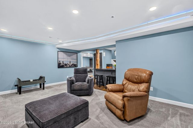 16812 Aiken Rd, Louisville, KY 40245