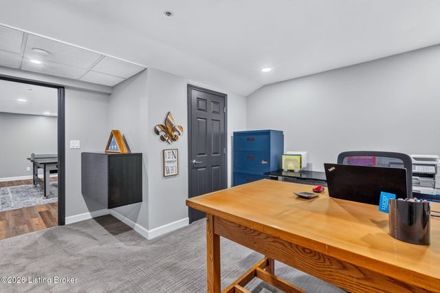 16812 Aiken Rd, Louisville, KY 40245