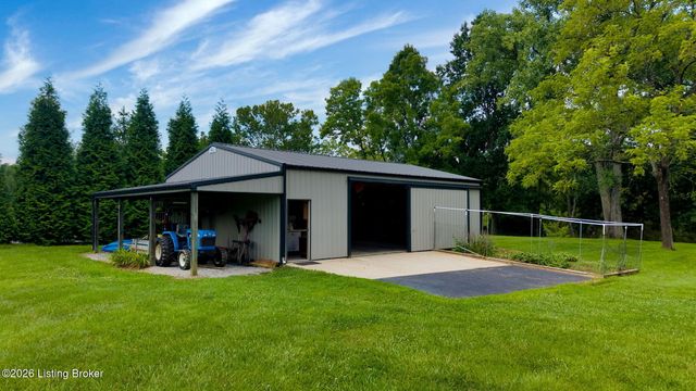 16812 Aiken Rd, Louisville, KY 40245