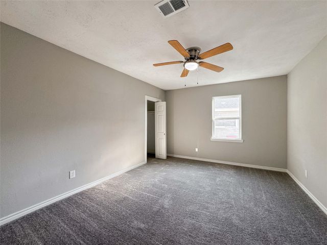 2234 Zapata Street, Freeport, TX 77541