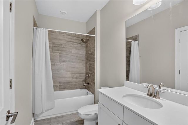4256 Townsend Lane, Atlanta, GA 30346