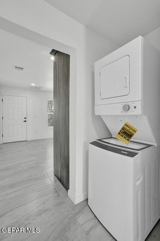 1107 Myrtle Avenue B, El Paso, TX 79901