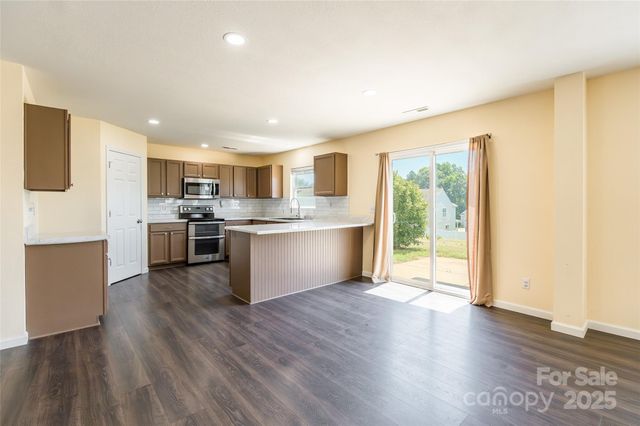 2357 Riding Trail Road, Gastonia, NC 28054