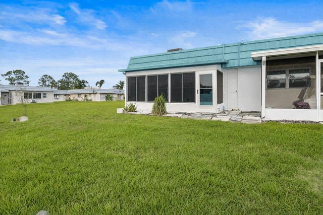 1801 BEDFORD LANE 27, Sun City Center, FL 33573