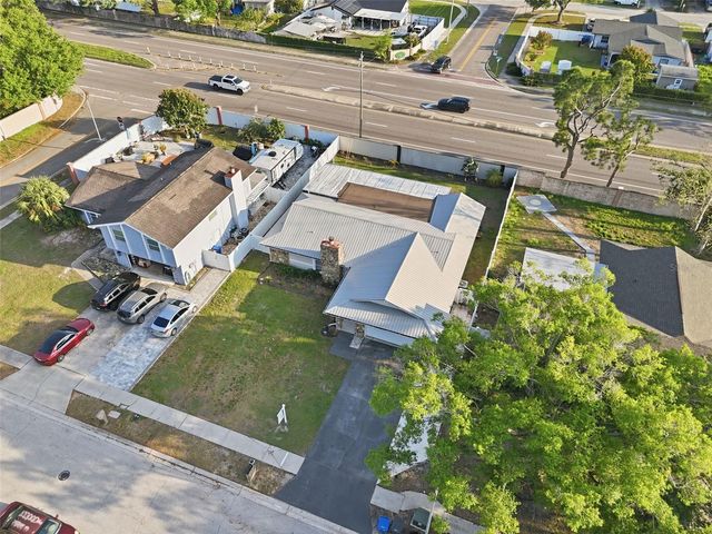 5520 FULMAR DRIVE, Tampa, FL 33625