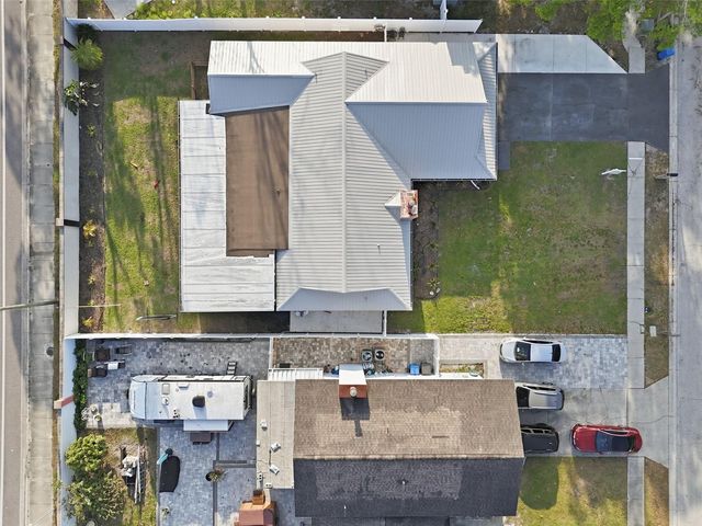 5520 FULMAR DRIVE, Tampa, FL 33625