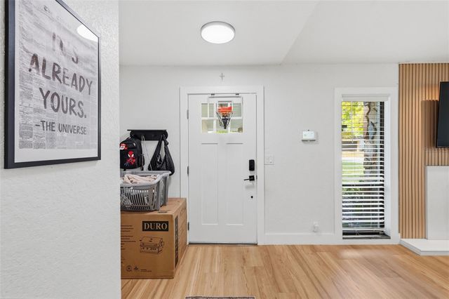 5520 FULMAR DRIVE, Tampa, FL 33625