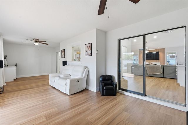 5520 FULMAR DRIVE, Tampa, FL 33625