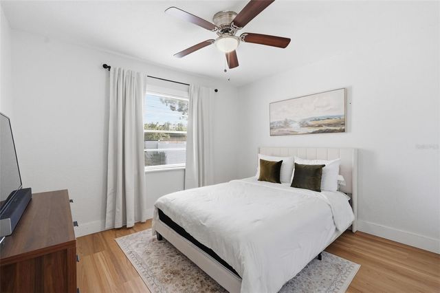 5520 FULMAR DRIVE, Tampa, FL 33625