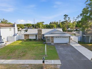 5520 FULMAR DRIVE, Tampa, FL 33625