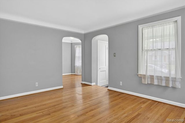 581 Flowerdale Street, Ferndale, MI 48220