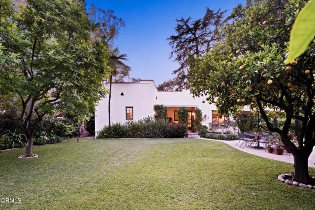1450 N Michigan Avenue, Pasadena, CA 91104