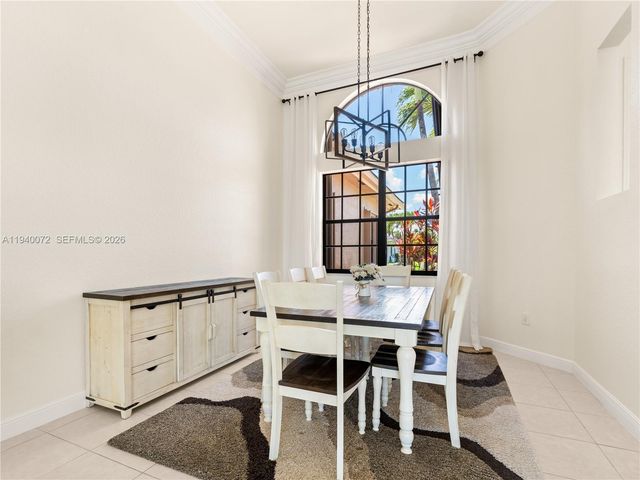 15016 SW 35th St, Davie, FL 33331