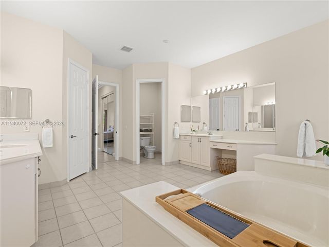 15016 SW 35th St, Davie, FL 33331